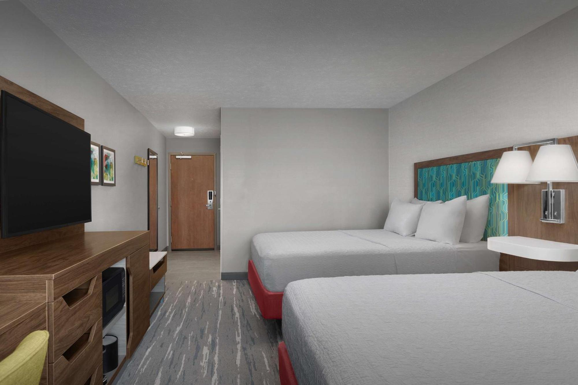 Hampton Inn Ватерлоо Экстерьер фото
